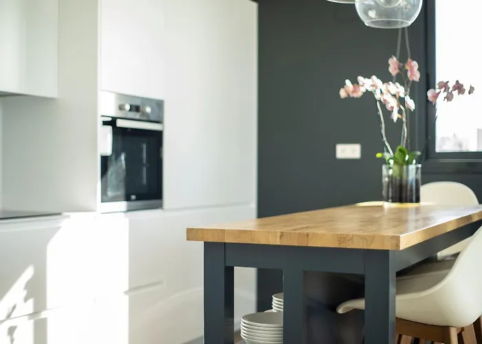Modern Sea Front Sea Water Appartement